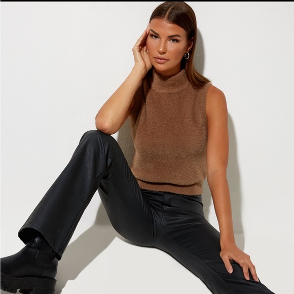 Motel Rocks Sai Tank Top in Knit Brown - Picture 1 of 9
